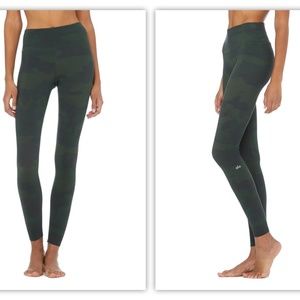 Hunter Camouflage High Waisted Camo Vapor Legging